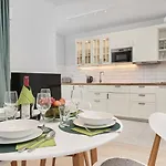 Apartment Southstar - Gwiazdzista - Free Parking By Renters Breslau