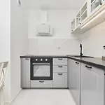 Southstar - Gwiazdzista - Free Parking By Renters Apartment Breslau