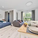 Southstar - Gwiazdzista - Free Parking By Renters Apartment *