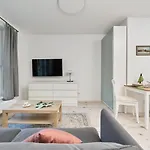 Southstar - Gwiazdzista - Free Parking By Renters Apartment