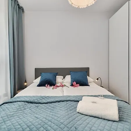 Southstar - Gwiazdzista - Free Parking By Renters Apartment Wroclaw