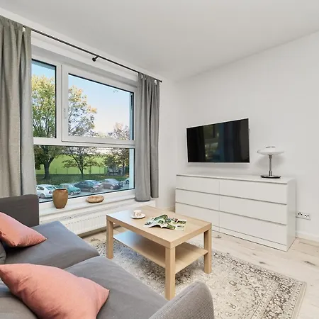 Southstar - Gwiazdzista - Free Parking By Renters Breslavia